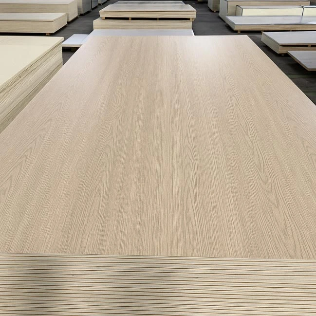 Panneau de particules de bois gris foncé mat